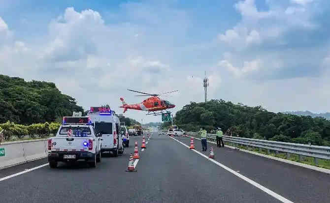 韶山高速公路汽车救援案例